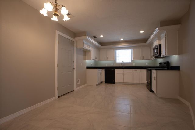 16042 Bear Hill Drive, Houston, TX 77084