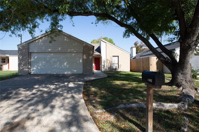 16042 Bear Hill Drive, Houston, TX 77084