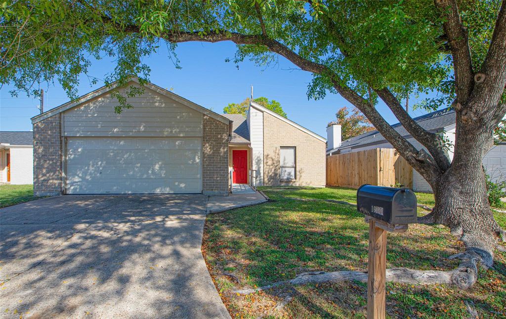 16042 Bear Hill Drive, Houston, TX 77084