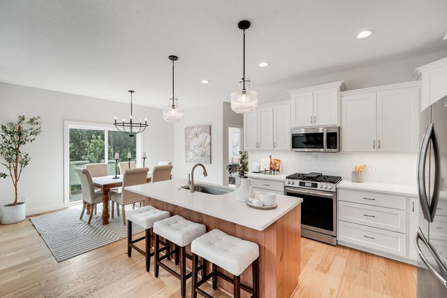 7164 Agate Trail, Inver Grove Heights, MN 55077