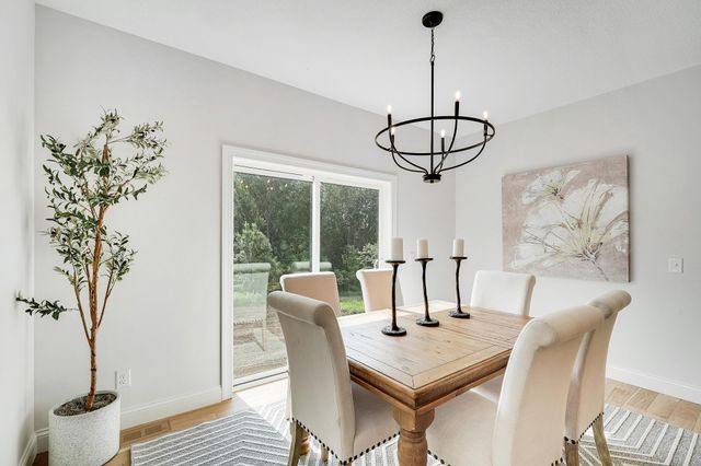 7164 Agate Trail, Inver Grove Heights, MN 55077