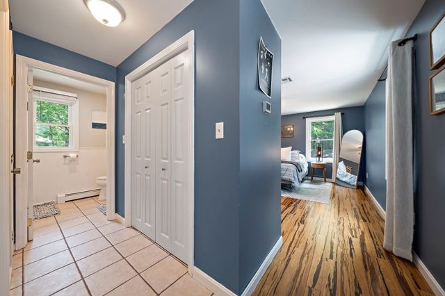 35 Braeburn Ct, Falmouth, MA 02536