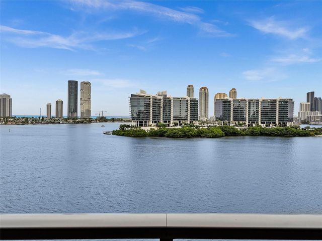 3300 NE 188th St 718, Aventura, FL 33180