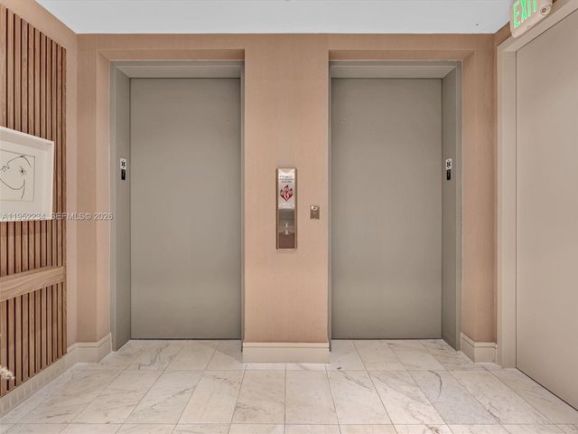 3300 NE 188th St 718, Aventura, FL 33180