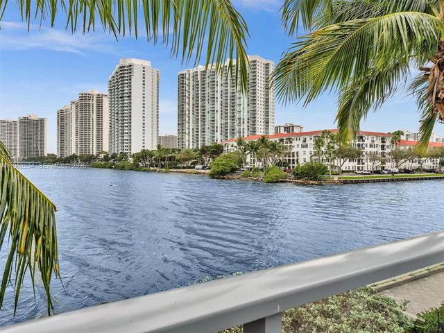 3300 NE 188th St 718, Aventura, FL 33180