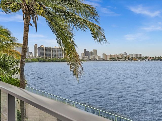 3300 NE 188th St 718, Aventura, FL 33180