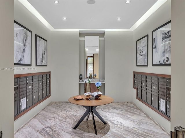 3300 NE 188th St 718, Aventura, FL 33180