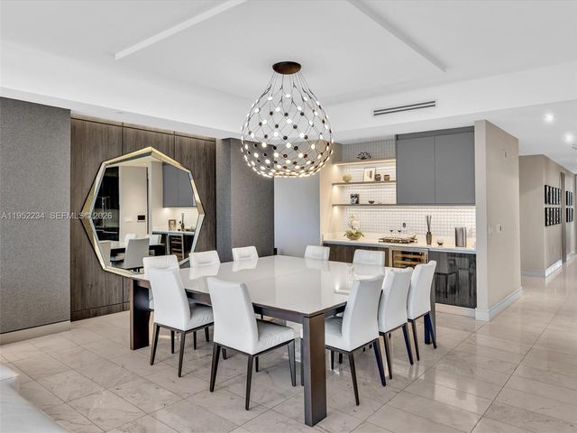 3300 NE 188th St 718, Aventura, FL 33180