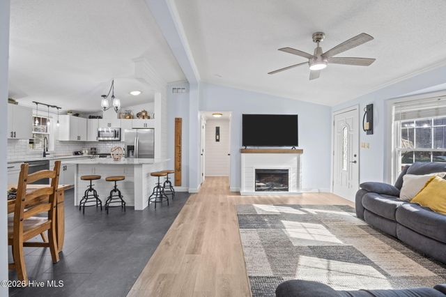 407 Maplewood Drive NW, Calabash, NC 28467