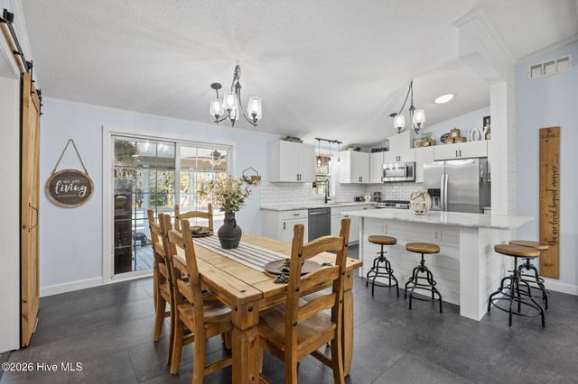 407 Maplewood Drive NW, Calabash, NC 28467