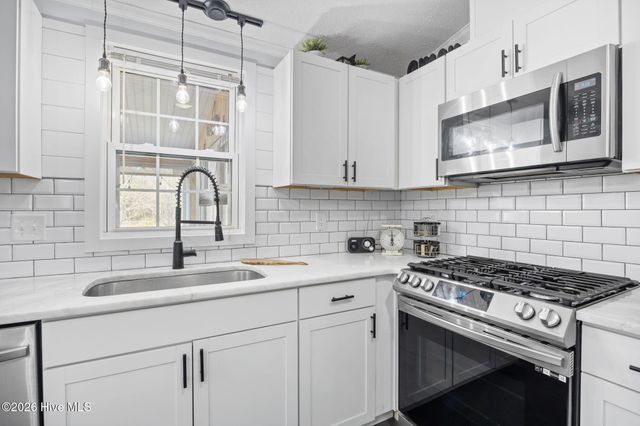 407 Maplewood Drive NW, Calabash, NC 28467