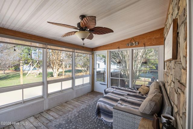 407 Maplewood Drive NW, Calabash, NC 28467