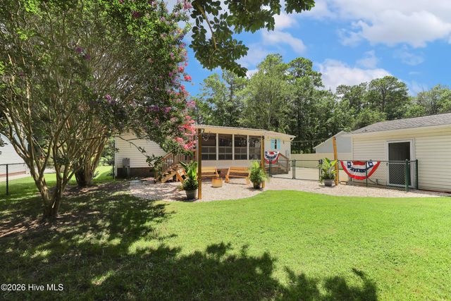 407 Maplewood Drive NW, Calabash, NC 28467