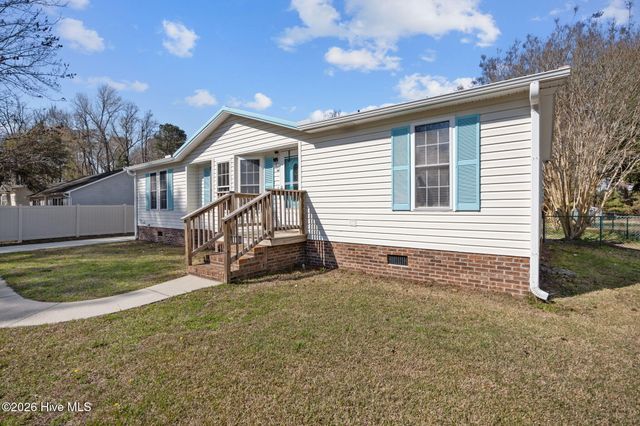 407 Maplewood Drive NW, Calabash, NC 28467