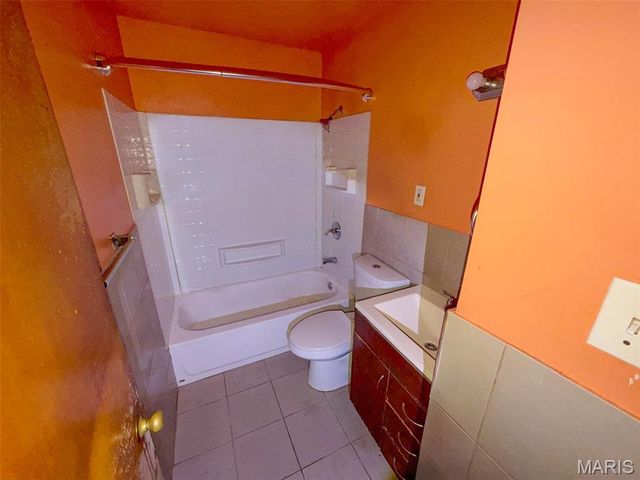 21 Agnes Drive, Cahokia, IL 62206