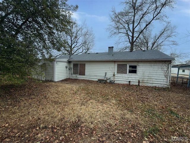 21 Agnes Drive, Cahokia, IL 62206