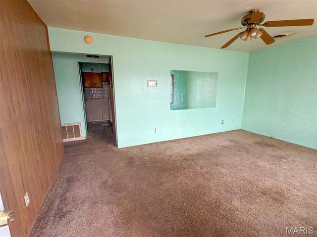 21 Agnes Drive, Cahokia, IL 62206