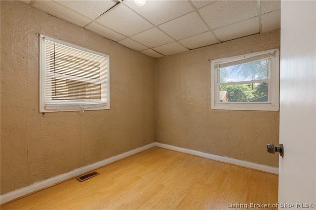 1124 Virginia Avenue S, Clarksville, IN 47129