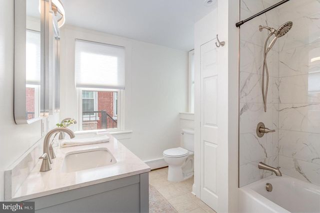 510 W CHESTNUT ST, Lancaster, PA 17603