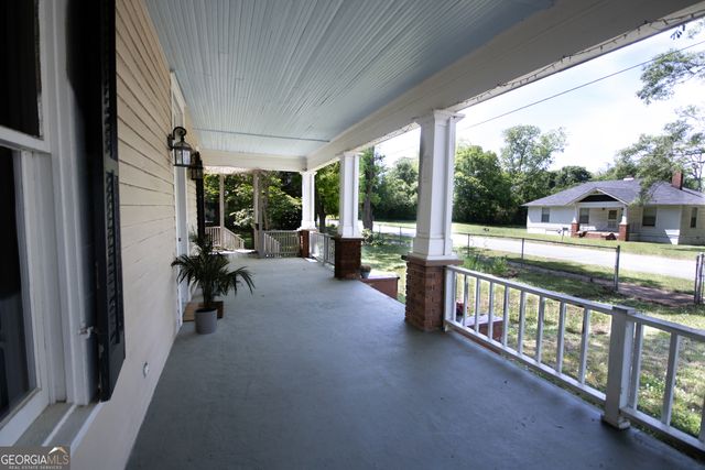 285 E Main Street, Forsyth, GA 31029