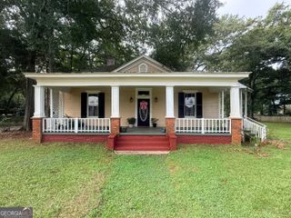 285 E Main Street, Forsyth, GA 31029