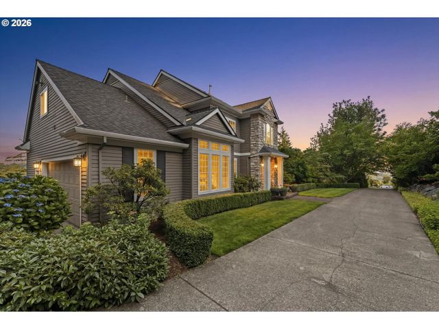 11006 Se 119TH Ct, Happy Valley, OR 97086