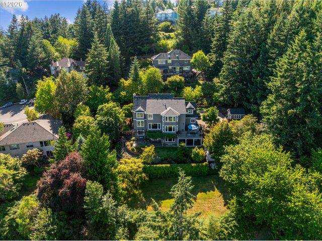11006 Se 119TH Ct, Happy Valley, OR 97086