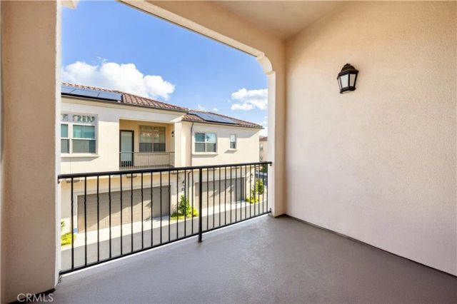 126 Sunnyside, Irvine, CA 92618