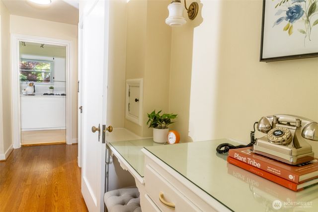 1403 2nd Avenue N, Seattle, WA 98109