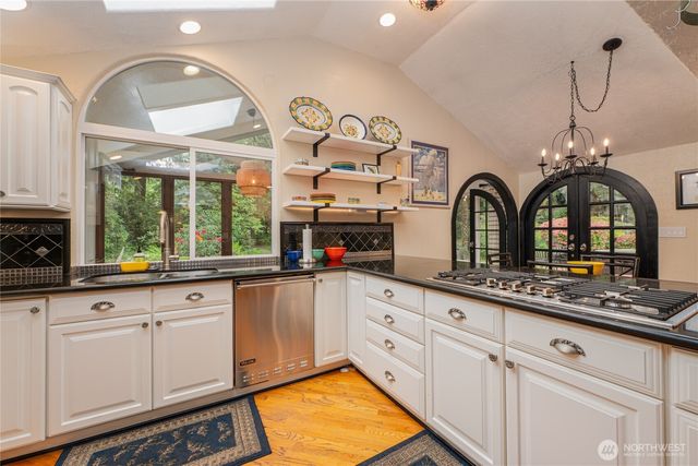 14615 205th Avenue SE, Renton, WA 98059