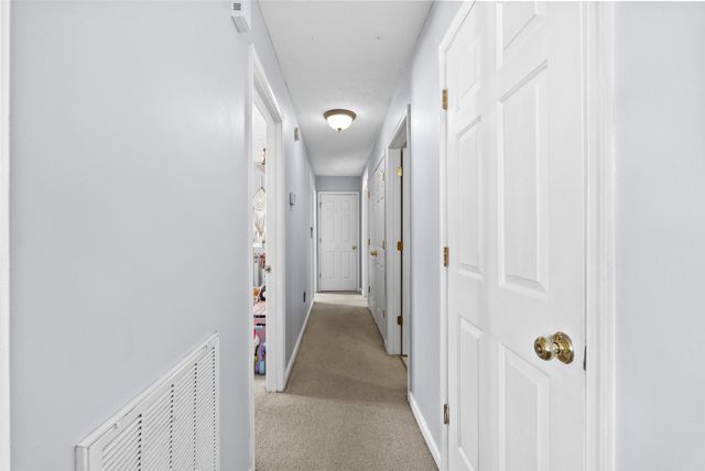 2305 Smith Mountain Lake PKWY, Huddleston, VA 24104