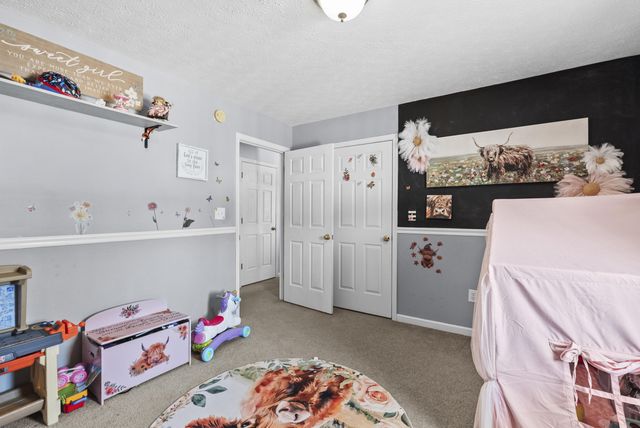 2305 Smith Mountain Lake PKWY, Huddleston, VA 24104