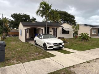 2515 Wiley Ct, Hollywood, FL 33020