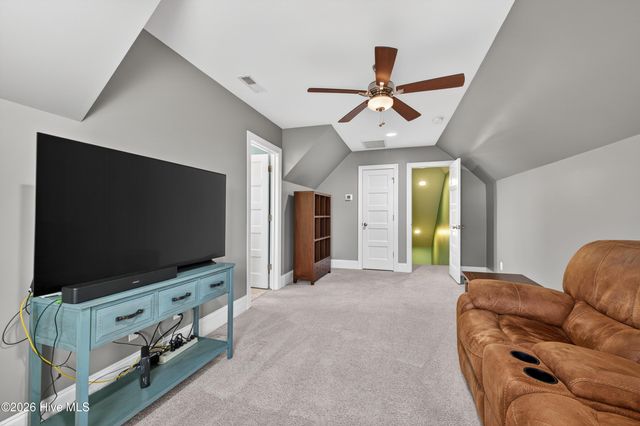 506 Montgomery Loop, Hampstead, NC 28443