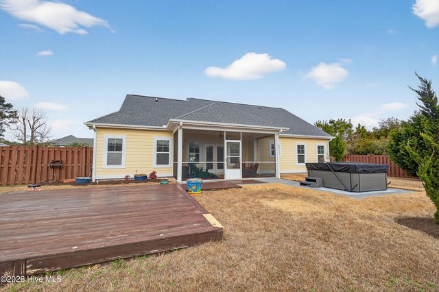 506 Montgomery Loop, Hampstead, NC 28443