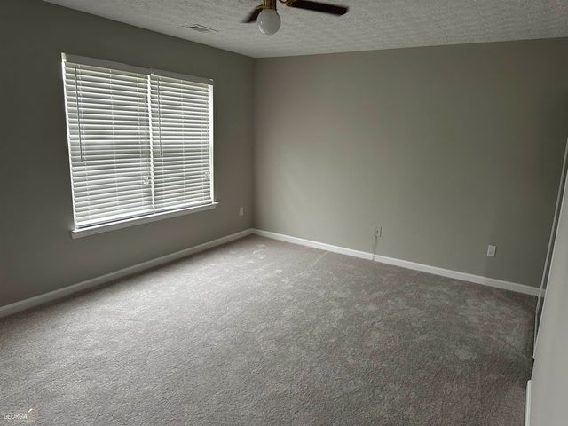 1133 Hawthorn Lane, Grayson, GA 30017