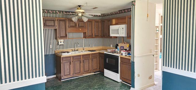12 Ferncliff Way, Goose Creek, SC 29445