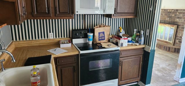 12 Ferncliff Way, Goose Creek, SC 29445