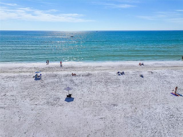 450 BEACH ROAD 3, Sarasota, FL 34242