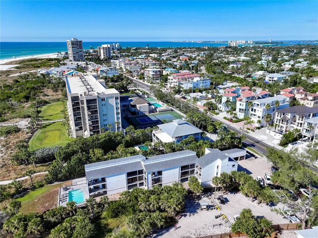 450 BEACH ROAD 3, Sarasota, FL 34242
