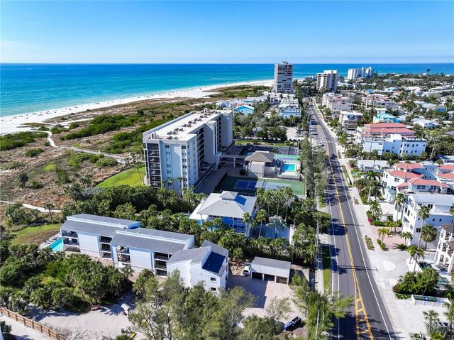 450 BEACH ROAD 3, Sarasota, FL 34242