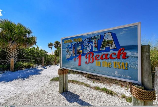 450 BEACH ROAD 3, Sarasota, FL 34242