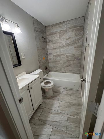 2001 S 9th Street, Temple, TX 76504