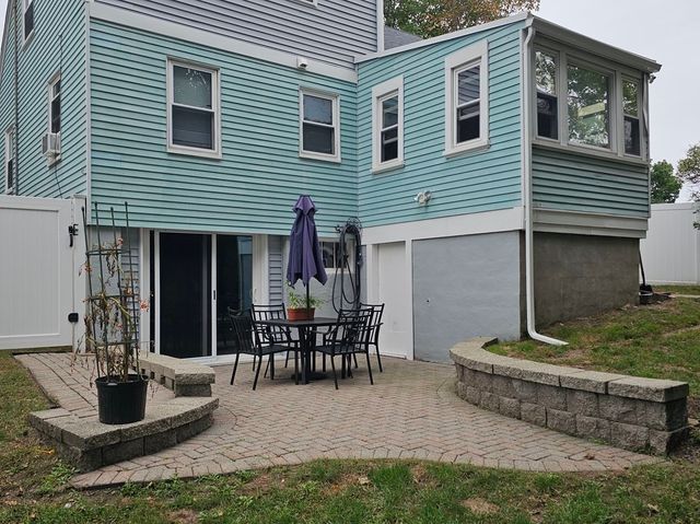 57 Harrington Ave, Quincy, MA 02169