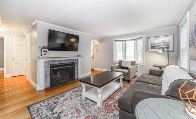 57 Harrington Ave, Quincy, MA 02169