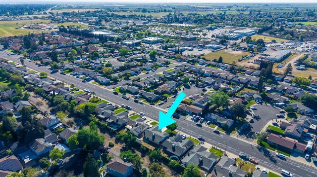 1348 E d, Oakdale, CA 95361