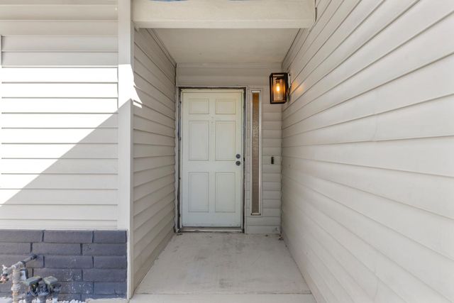 1348 E d, Oakdale, CA 95361