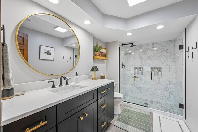 2318 Friendship Lane, Burnsville, MN 55337