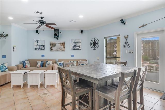 728 La Juana Ct, Port Aransas, TX 78373