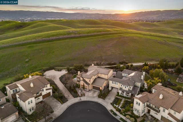 5058 Holborn Way, San Ramon, CA 94582